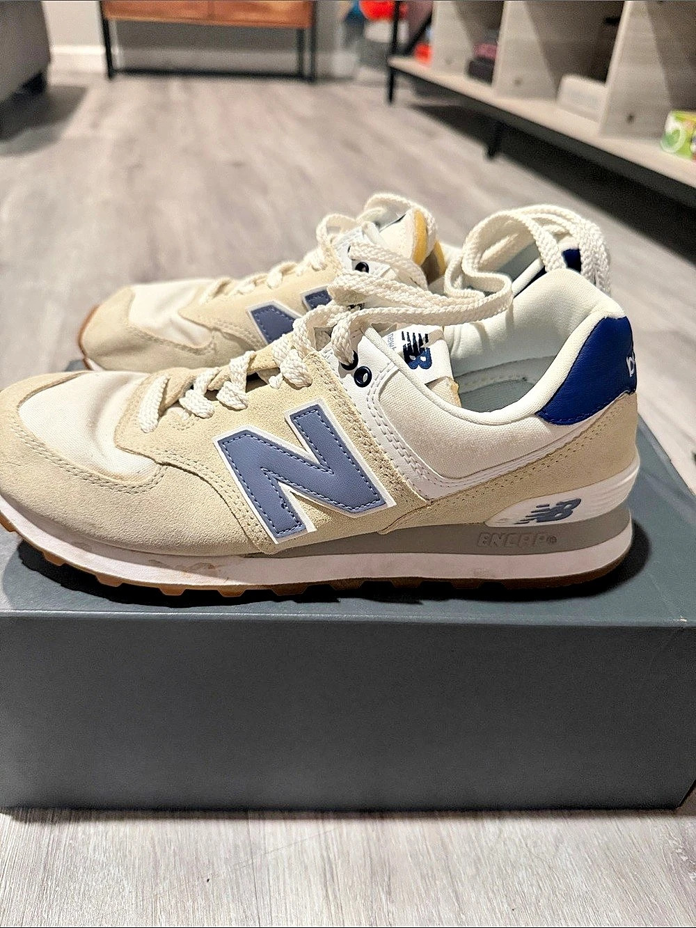 New Balance 574 Women's Sneakers US 9 Beige Purple/Beige Violet